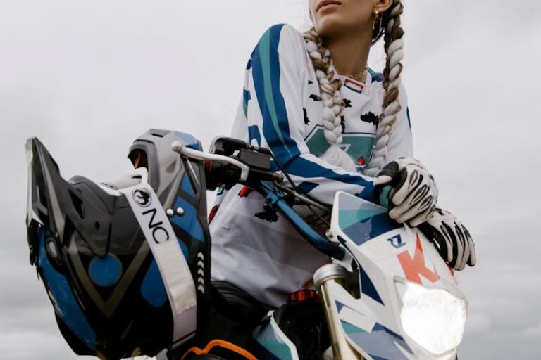 Action pexels-cottonbro-5806229